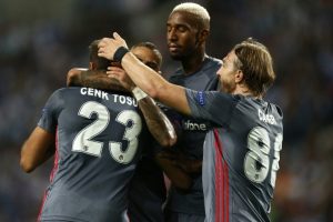 Cenk Tosun'un golü 'haftanın golü'ne aday