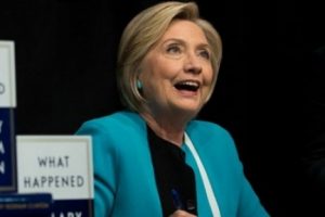 Clinton'dan FBI'ya suçlama
