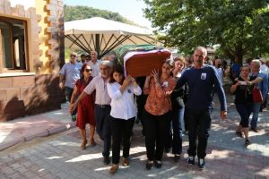Hatun Tuğluk'un cenazesi defnedildi