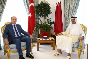 Cumhurbaşkanı Erdoğan Katar Emiri ile bir araya geldi
