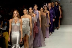 İstanbul'da moda rüzgarı esti