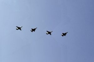 Deyrizor'a hava saldırısı: 20 sivil hayatını kaybetti