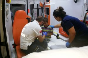 Bursa'da küçük çocuğa çarpan motosiklet sürücüsü kaçtı!