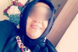 Bursa'da, sevgilisini karısının yanında kalbinden bıçaklayan kadına müebbet talebi