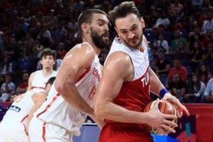 Ezeli rakipler Semih Erden için kapışıyor!