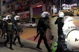 Büfe yıkımı sırasında gerginlik!