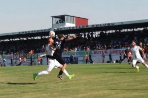 Amed Sportif evinde kazandı