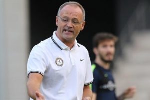 İrfan Buz: 'Yurt dışında takım çalıştırmak cesaret ister'