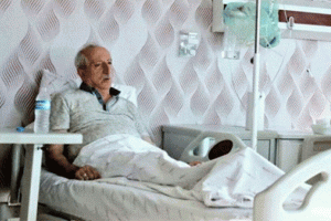 AK Partili Miroğlu ve eşi trafik kazasında geçirdi