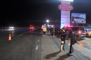Vicdansız sürücü yayaya çarpıp kaçtı