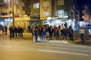 Yayaya çarpan sürücüye mahalleliden meydan dayağı