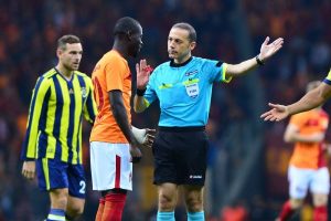 Cüneyt Çakır'ın derbi raporu