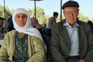 80 yaşındaki adam ölmeden önce kendi mevlidini okuttu
