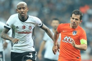 Emre'den örnek davranış!