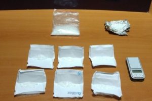 Bursa'ya uyuşturucu getirenler terminalde yakalandı!