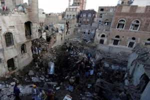Suudi Arabistan uçakları Yemen'i vurdu!