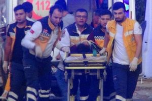 Korkunç kaza! Kafa kafaya çarpıştılar