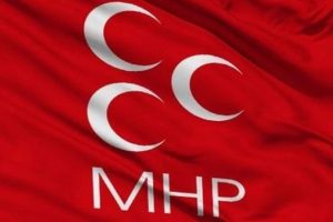 MHP'li belediye başkanı ve meclis üyeleri partilerinden istifa etti