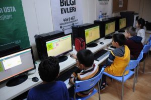 2 bin öğrenciye yazılım ve kodlama eğitimi