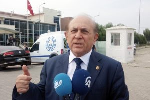 AK Parti, Burhan Kuzu'yu ikna etmeye çalışıyor