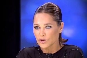 Hülya Avşar: Beşiktaş'tan uzak durun