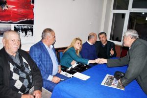 AK Parti Bursa Milletvekili Karaburun: ''110 bin ağaca su vermek için sadece 36 ağaç kesildi''