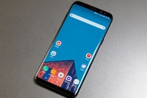 Küçük telefon severlere müjde!
