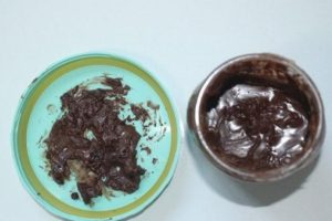 Çikolata kavanozundan çıkanlara inanamadı!