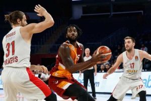 Galatasaray Christmas'ı yolladı