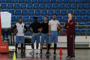 Trabzonspor'da Galatasaray mesaisi sürüyor