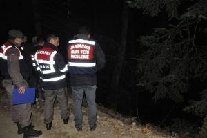 Bursa'da traktör 100 metrelik uçuruma yuvarlandı: 2 ölü