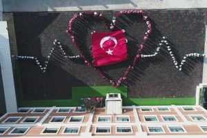 Bursa'da öğrencilerden Öğretmenler Gününde görsel şölen