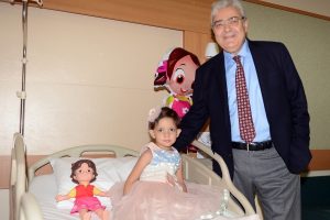 Tedavi edilemez denildi, Türk cerrah tedavi etti