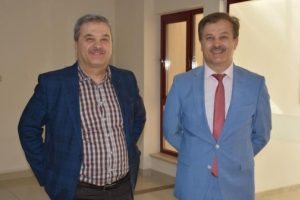 Bursa Kamu Hastaneleri Birliği Genel Sekreteri'nin ikizini gören şaşırıyor