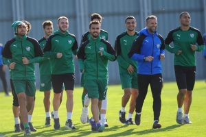 Bursaspor'da Atiker Konyaspor maçı hazırlıkları sürüyor