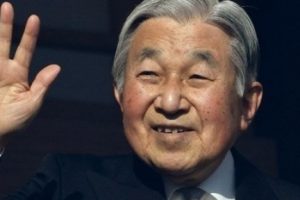 İmparator Akihito 2019'de tahttan çekilecek