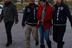 Sokak ortasında dehşet! 50 metre kovaladı, defalarca bıçakladı