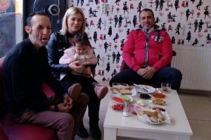 Haluk Levent, Bursa'da borcunu ödediği Recep Sert'i ziyaret etti