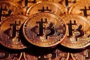 Tesla ile 'bedava' Bitcoin madenciliği