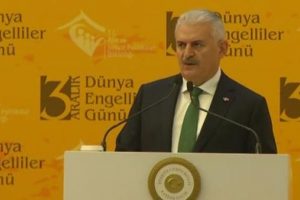 Başbakan Yıldırım'dan 5 bin engelliye istihdam müjdesi