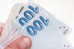 Çiftçilerin borçları 1 yıl ertelendi
