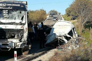Hatay'da katliam gibi kaza: 6'sı çocuk 11 ölü
