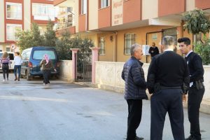 19 yaşındaki genç kız ilk cep telefonunu kapkaççılara kaptırdı