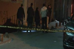 Beyoğlu'nda bir araçtan rastgele ateş açıldı: Yaralılar var