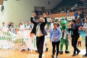 Bursaspor Durmazlar Başantrenörü Baş: Oyunumuzu geliştirmek zorundayız