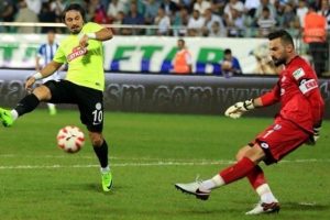 BB Erzurumspor'da Kaya Tarakçı kadro dışı