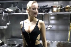 Didem Soydan'a ''erik gibisiniz'' yorumu