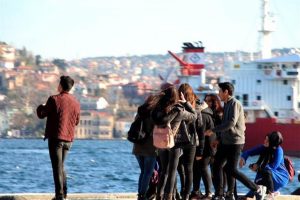 İstanbul'da bu mevsimde denize girildi!