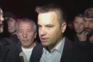 Ünlü oyuncu Yağmur Atacan kaza yaptı