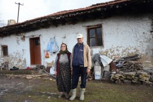 60 haneli köyde artık sadece ikisi yaşıyor